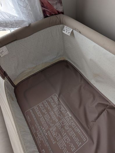 Chicco next2me crib for babies + Pampers size 4 diapers