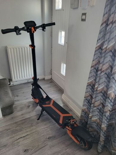 G2 Max E scooter