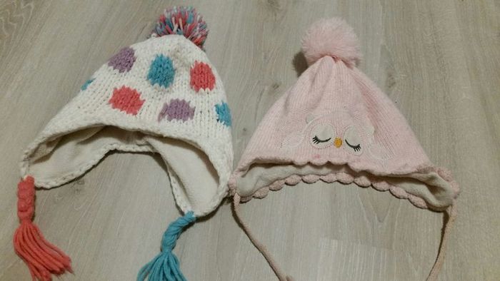 4 girls hats