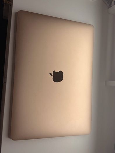 MacBook Air M1 13 inch 256GB Rose Gold Excellent Condition