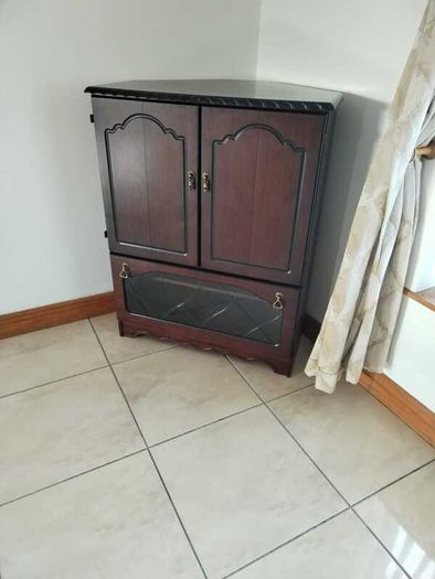 Television Unit - TV Wooden Corner Unit with folding doors & Pull Down Glass Cabinet Door - For Kitchen, Bedroom, Sitting, Lounge, Conservatory / Sun Room etc in your house