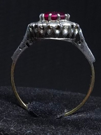 Antique 18ct Ruby Diamond Ring