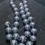 Beaded necklace lock magnet Image 3
