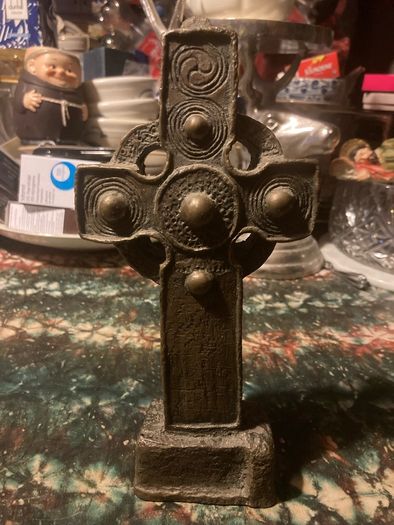 celtic cross free postage