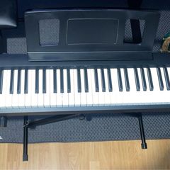 Roland FP-10 Digital Piano