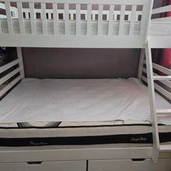bunk bed