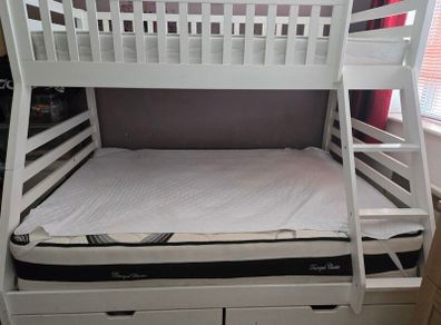 bunk bed