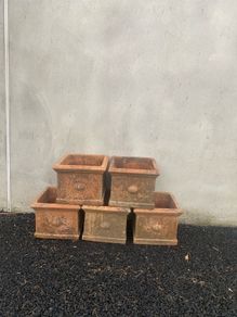 pots