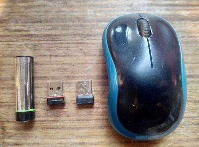 Logitech M185 Wireless Mouse - Blue