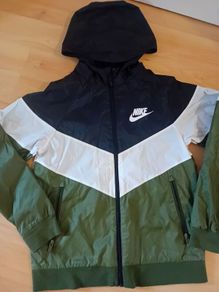 Nike Windbreaker Size L Boys