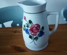 Lilien Porzellan Austria Pitcher Jug