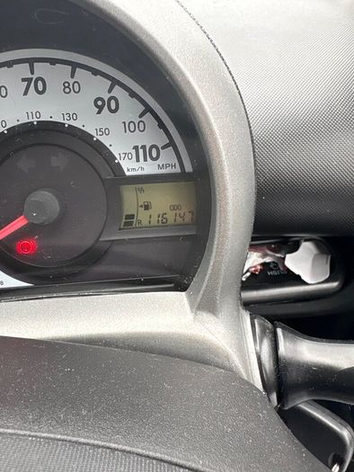 2013 Peugeot 107 1.0 petrol 5-door manual