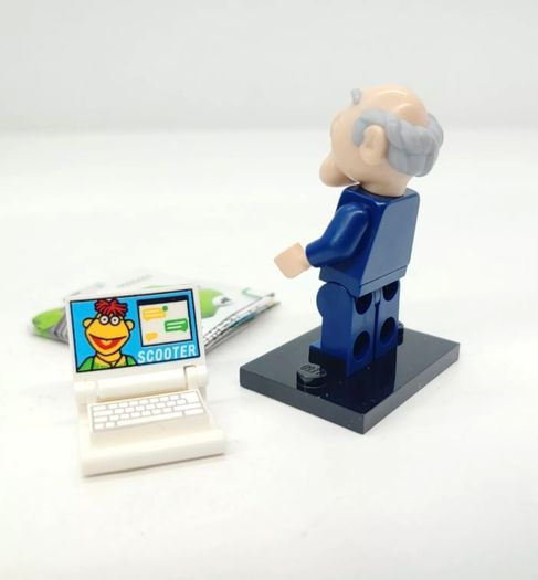 Lego Muppets Statler Minifigure