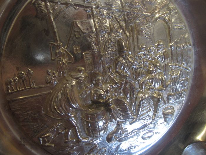 Silver plated Ashtray....TAVERN   750232