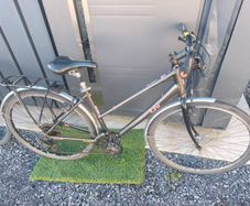 Ex- rental Hybrid Bikes