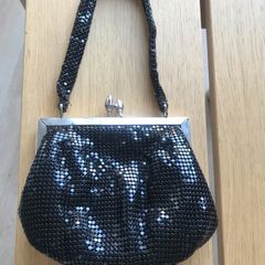 Rebecca Molenaar small chainmail purse