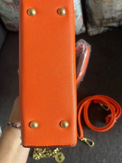 Luxury ladies handbags