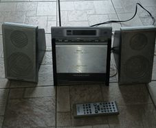 Panasonic Radio with remote control