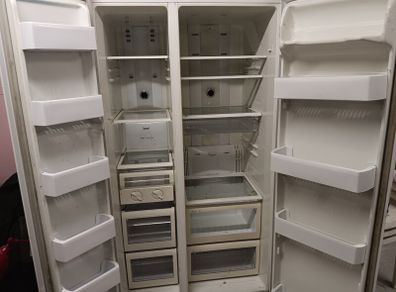 Samsung American-style fridge freezer
