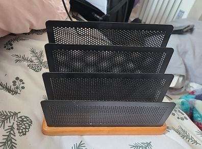 Letter holder