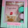 Cupcakes Baking Kit Image 3