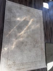 Cream/white rug