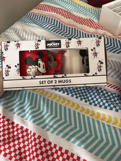 Mickey Mouse mug set