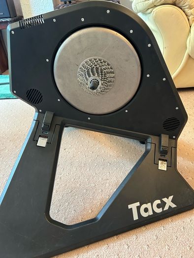 Tacx T2800 Smart Turbo Trainer