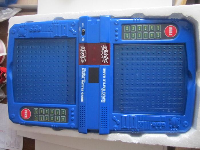 Eztec Electronic Talking Naval Battle Game 86805