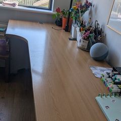 Large desk- great quality