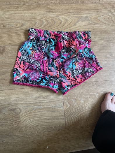 girls shorts age 8-9