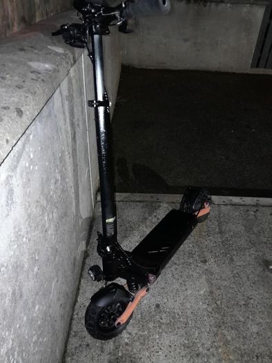 electric scooter