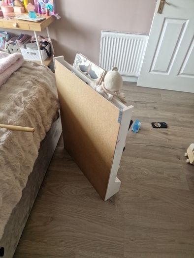 wall kids shelf