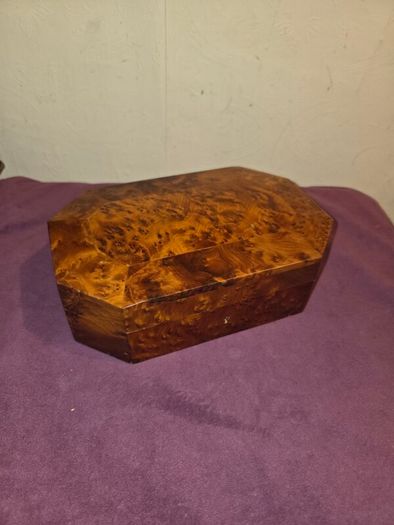 Vintage hand made Thuya Burl Wood Jewellery Box