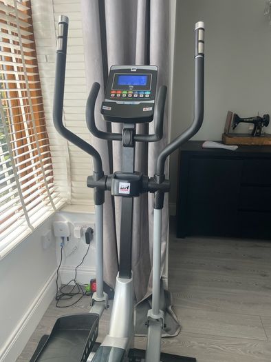 eliptical cross trainer