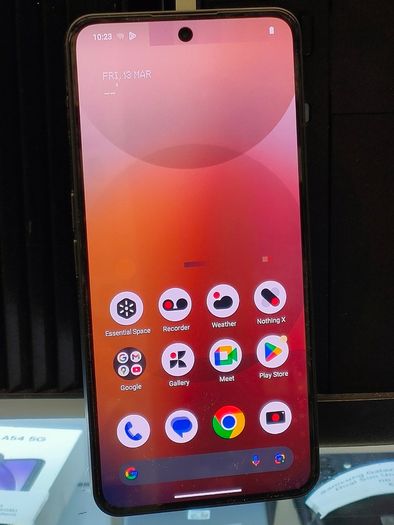 Nothing Phone (3a) 128 GB - mobile phone with 32 MP front camera, 30x ultra zoom, 6.77" FHD+ flexible AMOLED display - Black (Used Like New)