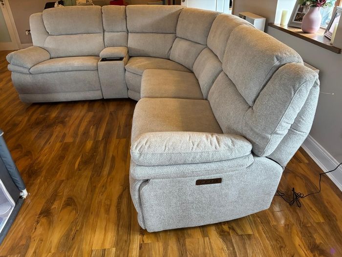electric recliner couch