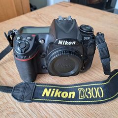Nikon D300 Body