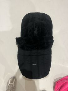 Maclaren footmuff.