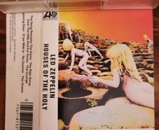 LED ZEPPELIN: Houses of the Holy - Cassette (German release)