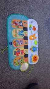 vtech play and dream kicking piano