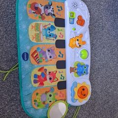 vtech play and dream kicking piano