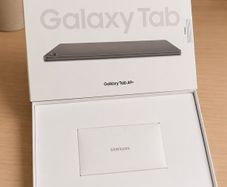 samsung A9+