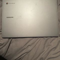 SAMSUNG 14" Chromebook Go - Intel Celeron, 64 GB eMMC, Silver