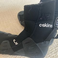 wetsuit booties