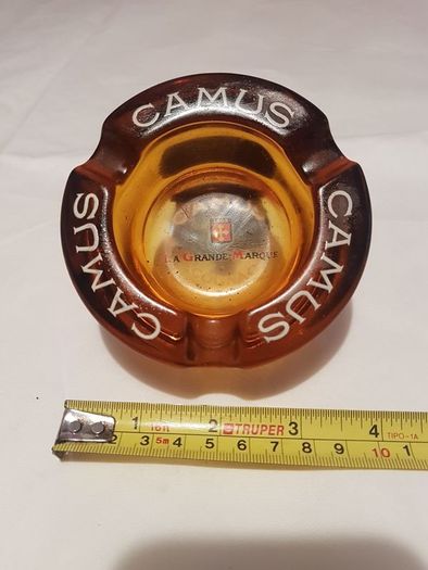 camus chatelle Napoleon cognac brandy french ashtray extremely rare ,,prefect condition collectors item price includes post to anywhere in ireland thank you, by certificate proof of post, thank you