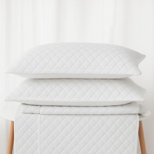 Quilted Pillowcase / Oxford Pillowcases with Pattern