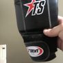 boxing gloves Image 3