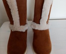 Ladies boots