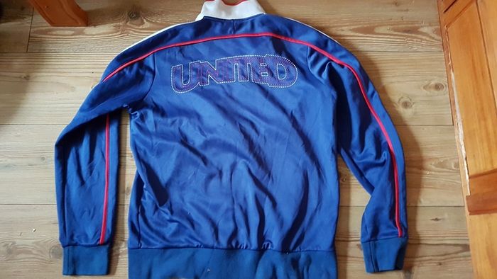 Vintage Retro Nike Zipper Jumper Manchester United football soccer Size M